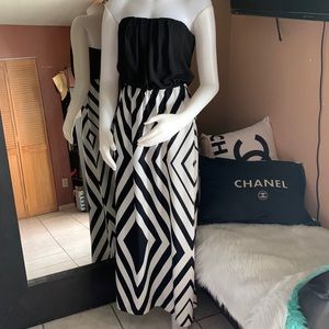 Jun & min maxi strapless dress sz small